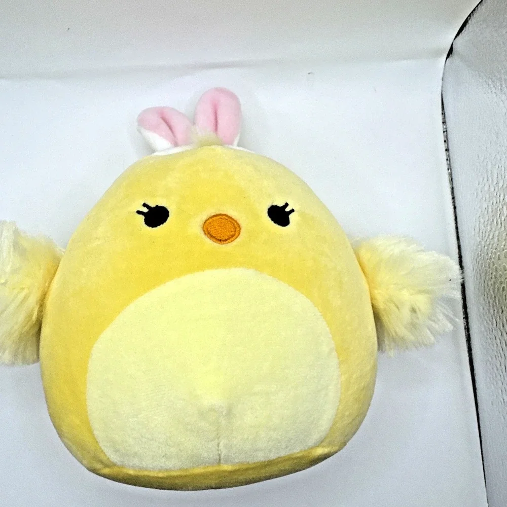 2021 Easter Squishmallow‎ 5 inch Aimee The Chick with bunny ears